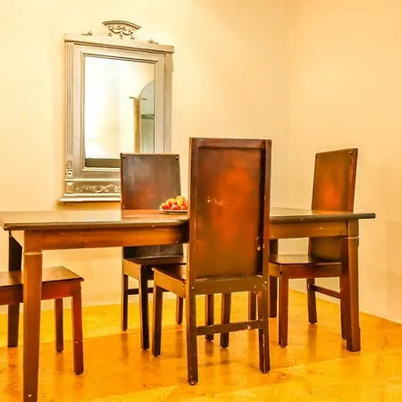 Basic Platja アパート